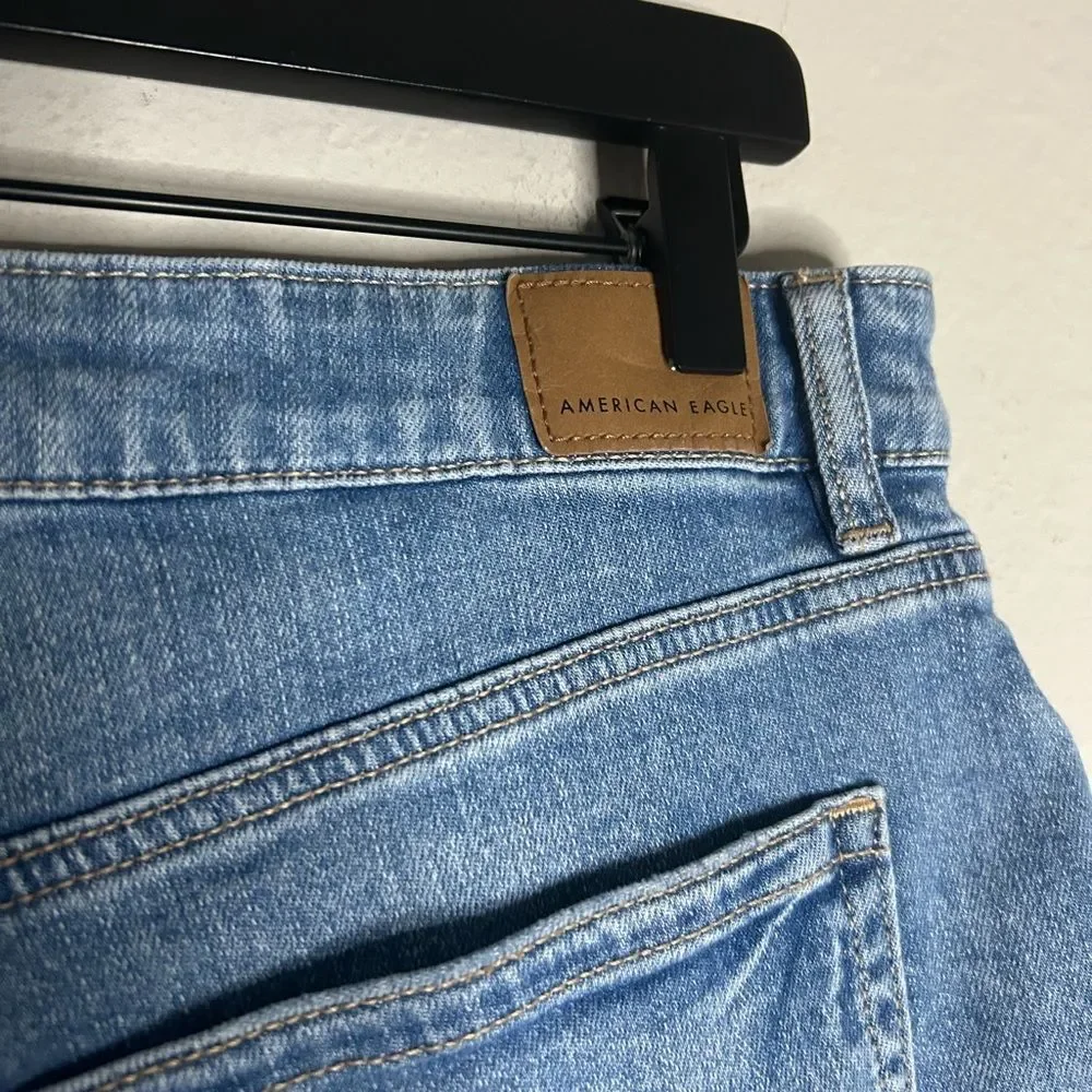 American Eagle Outfitters Low Rise Baggy Jean Shorts